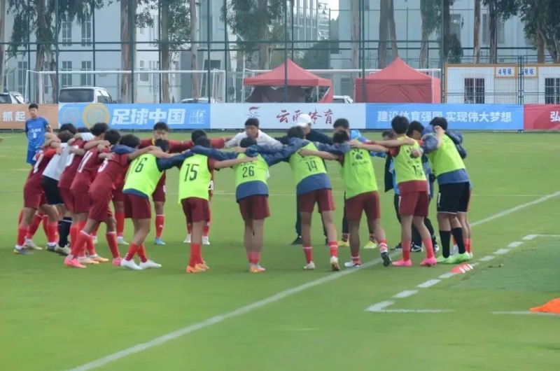  足坛名宿执教青年军，青训体系结出硕果