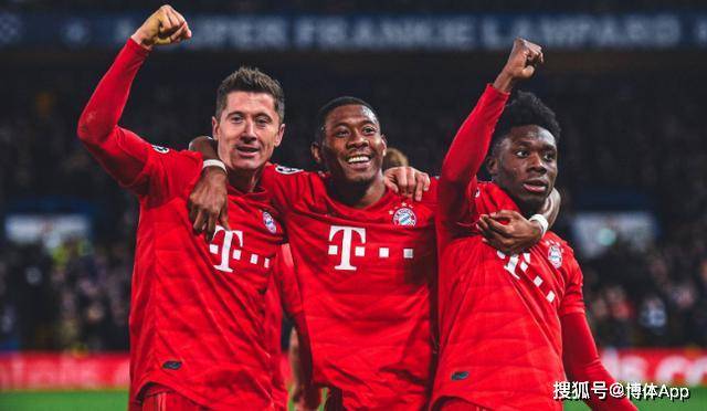  拜仁慕尼黑主场完胜多特，德甲霸主显威风  