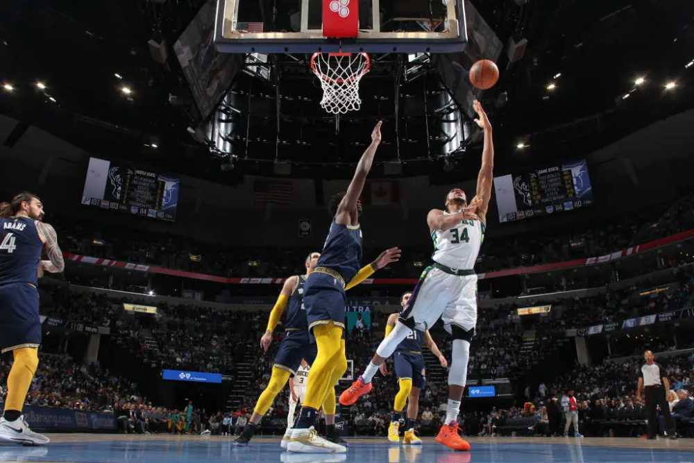  青年军异军突起称霸电竞赛场