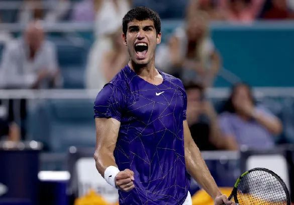  阿尔卡拉斯新生代崛起，迈阿密大师赛爆冷登顶